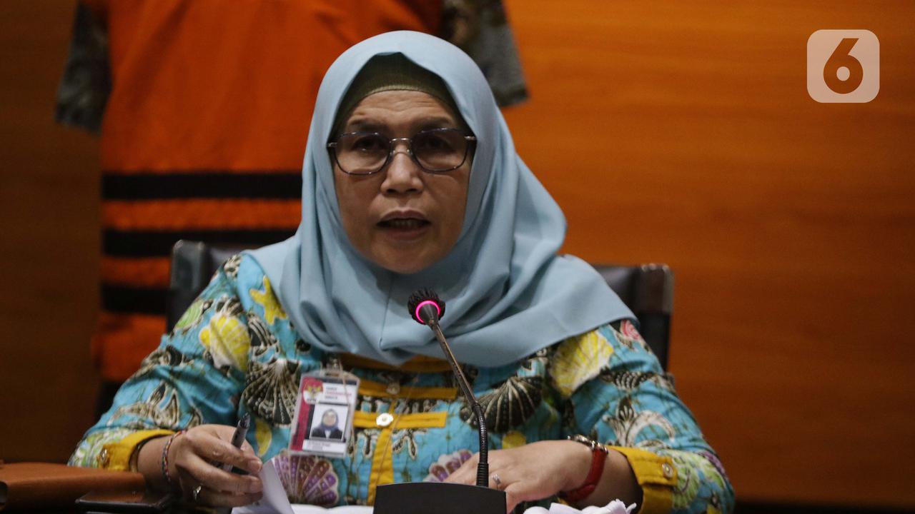 FOTO: KPK Tahan Dua Pejabat BPN Terkait Gratifikasi dan Pencucian Uang