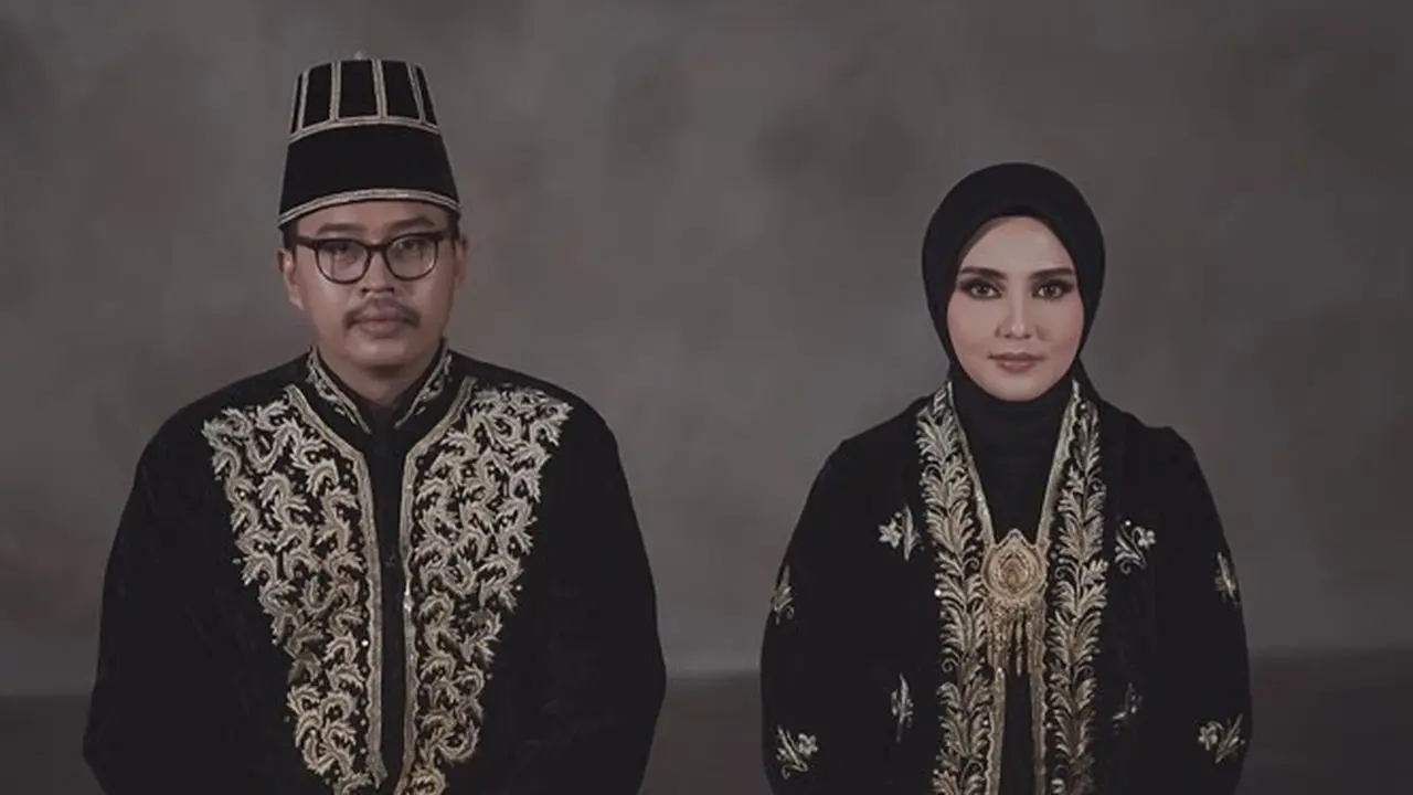 7 Potret Prewedding Rara Nawangsih 'Ikatan Cinta', Gunakan Adat Jawa