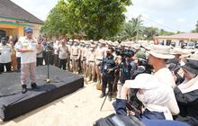Kembali Terjunkan Praja IPDN ke Aceh Tamiang, Mendagri Tito Targetkan Pembersihan Sisa Lumpur di Permukiman