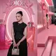 Naura Ayu berkesempatan mengunjungi Dior Pop-Up Store di Tokyo. Tak sekadar store tour, Naura Ayu juga bertemu dengan sang idola, Jisoo BLACKPINK [@naura.ayu]
