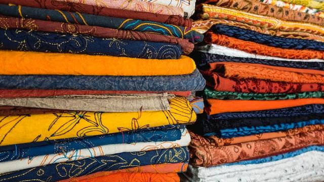 Ilustrasi kain tenun