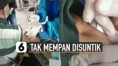 Kejadian unik terjadi pada seorang kakek ini saat hendak diberikan Vaksin Covid-19. Lengannya tidak mempan dicoblos jarum suntik.