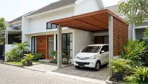 7 Desain Kanopi Carport dengan Kisi-Kisi Kayu untuk Mengurangi Panas Matahari