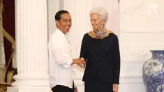 Presiden Joko Widodo (Jokowi) menerima kunjungan Direktur Pelaksana Dana Moneter Internasional (IMF) Christine Lagarde di Istana Merdeka, Senin (26/2). Kunjungan terkait dengan IMF-World Bank Annual Meeting Oktober 2018 di Bali (Liputan6.com/Angga Yuniar)
