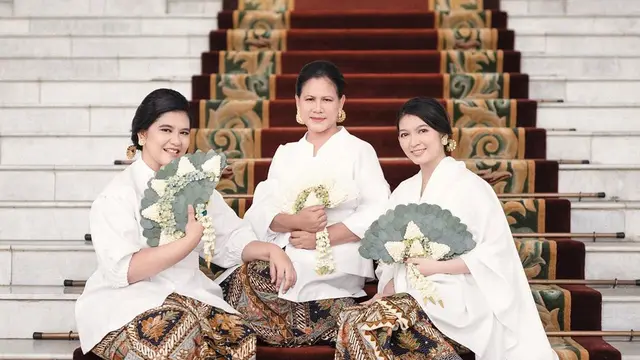 Kahiyang Ayu, Iriana Jokowi, dan Selvi Ananda. (Foto: Dok. Instagram @dierabachir)