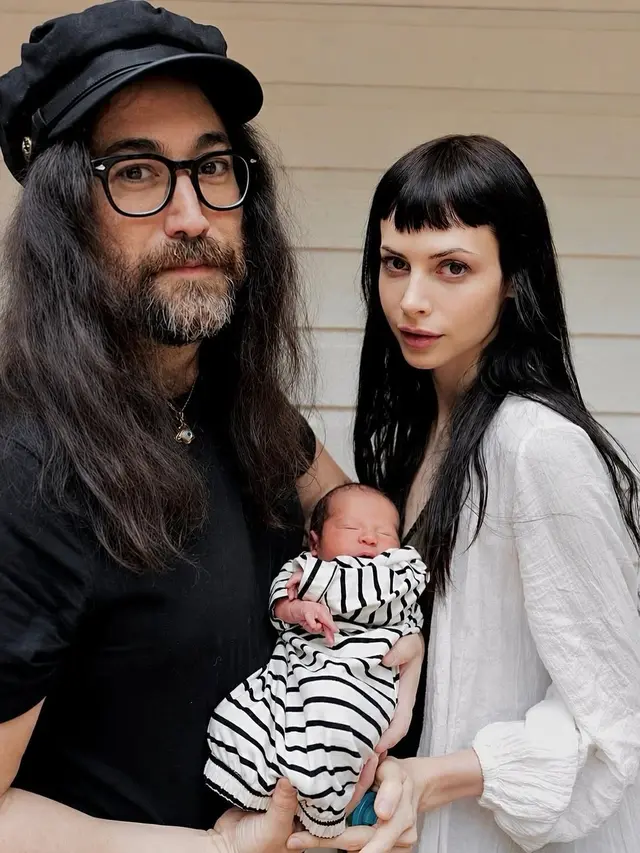Aurelius Cucu John Lennon