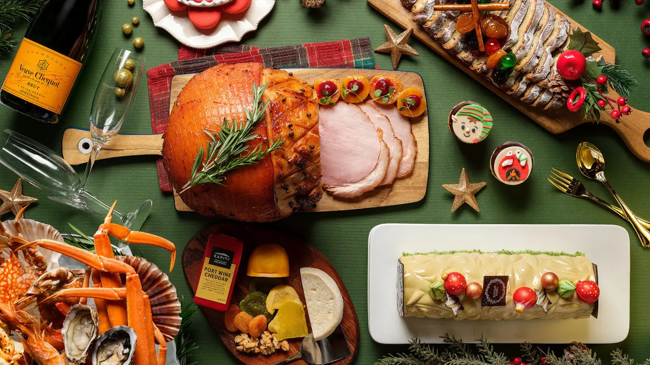 Meriahkan Natal, 5 Negara Ini Punya Tradisi Makanan Paling Unik