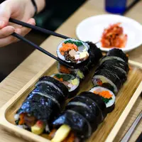 ilustrasi makanan korea/copyright unsplash/Filippo Faruffini
