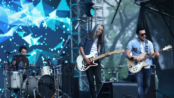 Editor Says: Euforia dan Hujan di Festival Musik