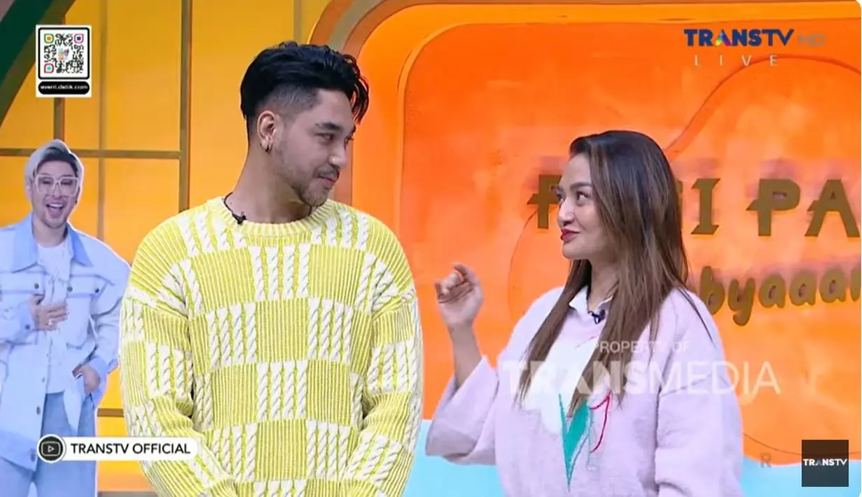 Sibad mengaku saat hamil hingga melahirkan berat tertingginya mencapai 83 kilogram. Kemudian secara perlahan terus turun hingga mencapai berat badan idealnya. [Youtube/TRANS TV Official]