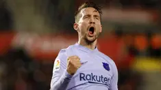 Barcelona berhasil memetik poin penuh kala bertandang ke markas Real Mallorca dalam duel pekan ke-19 La Liga 2021/2022, Senin (3/1/2022). (AP/Francisco Ubilla)