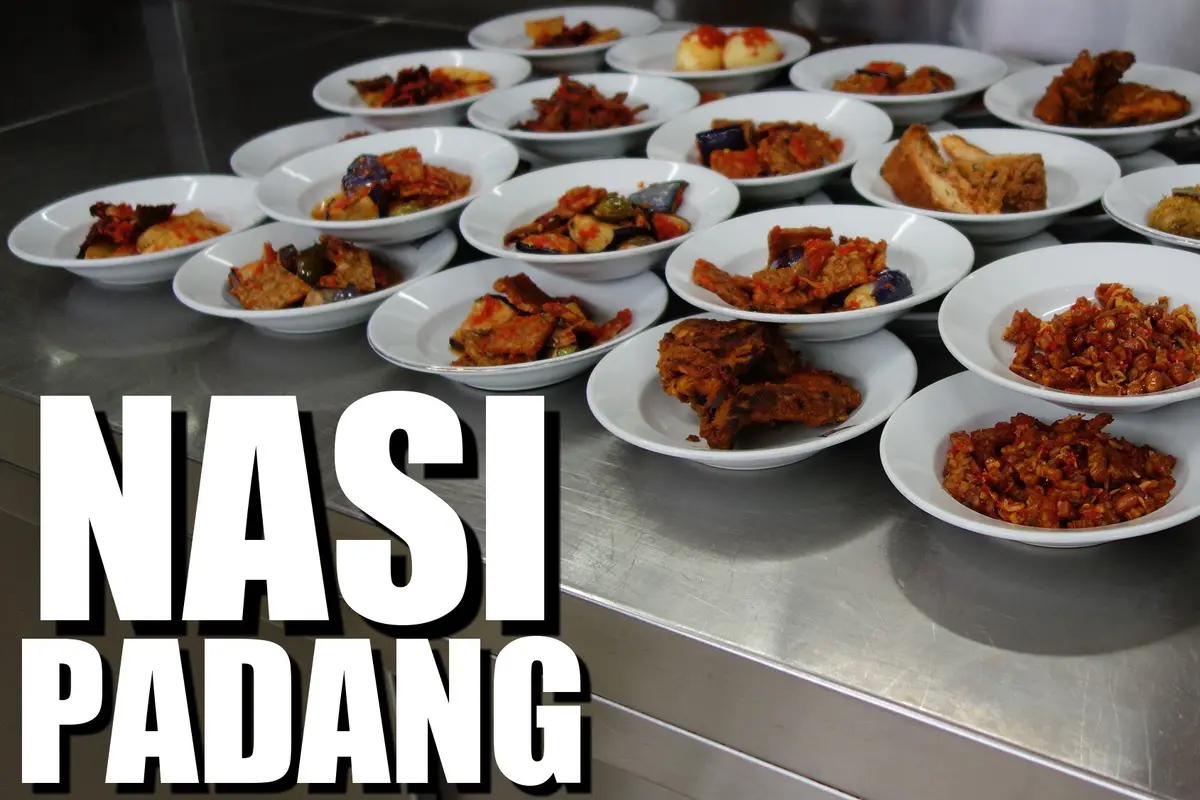 Penuh Tapi Gak Tumpah, Begini Cara Membungkus a la RM Padang