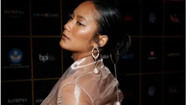 Percaya Diri Pamerkan Selulit di FFI 2020, Tara Basro Kembali Tuai Pujian