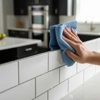 Tips Membersihkan Backsplash Dapur (AI generated)