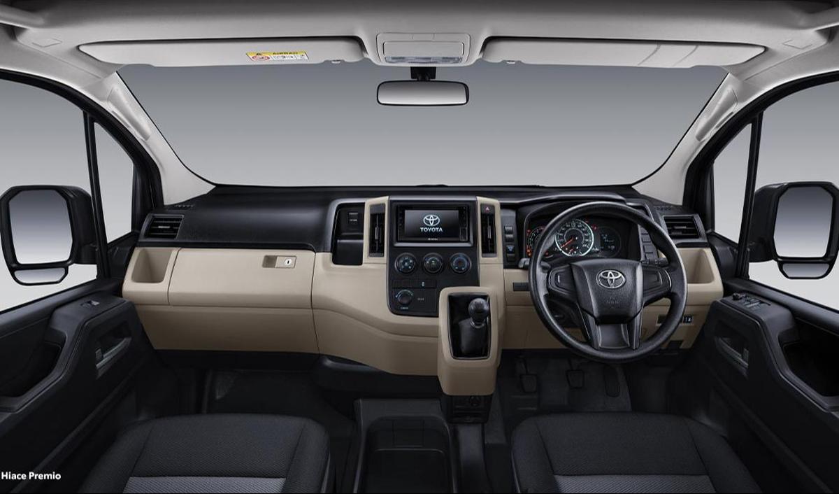 Interior Mobil Toyota Hiace Premio<br>