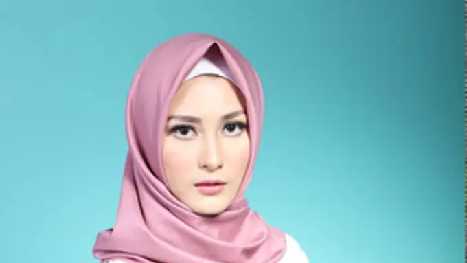6 Tutorial Hijab Pashmina yang Bikin Kamu Modis Abis!