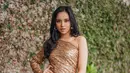 <p>Kata Sang Dewi menembus trending topic Twitter Indonesia, Jumat (12/8/2022). Rupanya, ini merujuk pada lagu &ldquo;Sang Dewi&rdquo; milik Titi DJ yang meledak di pasar pada 2001. Agustus 2022 atau 21 tahun berselang, &ldquo;Sang Dewi&rdquo; dilantun ulang Lyodra Ginting diiringi tata musik mewah Andi Rianto. Walhasil, Lyodra Ginting ramai dibahas netizen. (Foto: Dok. Instagram @lyodraofficial)</p>