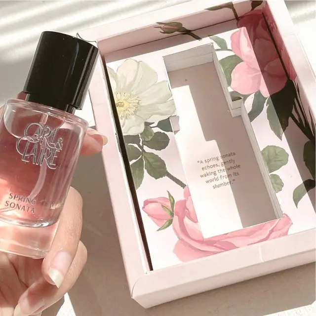 Carl & Claire Parfume.