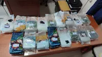 Polisi Hentikan Mobil CRV, Saat Digeledah Ditemukan 17 Kg Sabu di Ban Serep