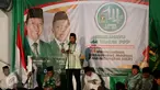 Ketua Umum PPP kubu Romahurmuziy memberikan sambutan di acara tasyakuran merayakan HUT PPP ke-44 di Tebet Barat, Jakarta, Kamis (5/1). Tasyakuran tersebut mengusung tema 'Mewujudkan Masyarakat Madani dalam Bingkai NKRI'. (Liputan6.com/Johan Tallo)