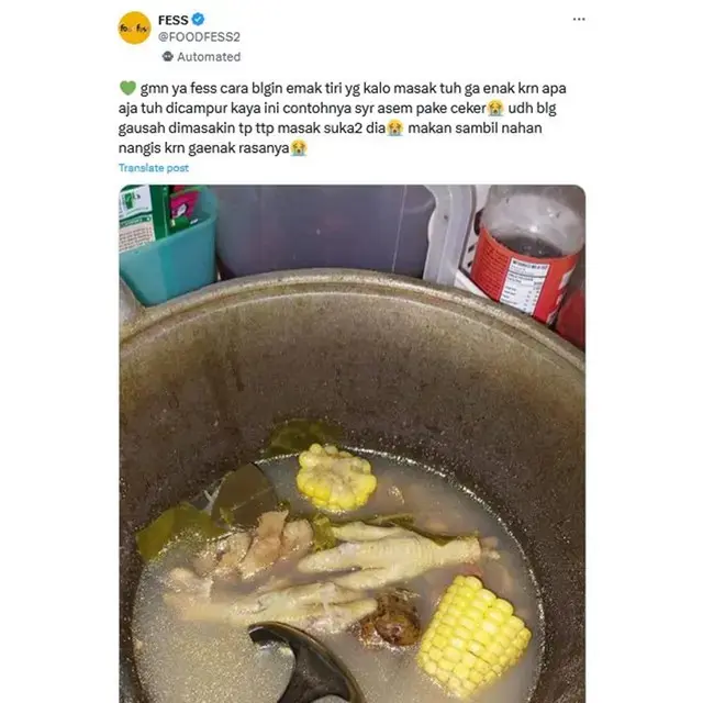 6 Potret Sayur Asem Nyeleneh, Buka Puasa Jadi Enggak Semangat Makan