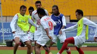 Semen Padang Tumbangkan Barito, Perseru Ditahan Persela