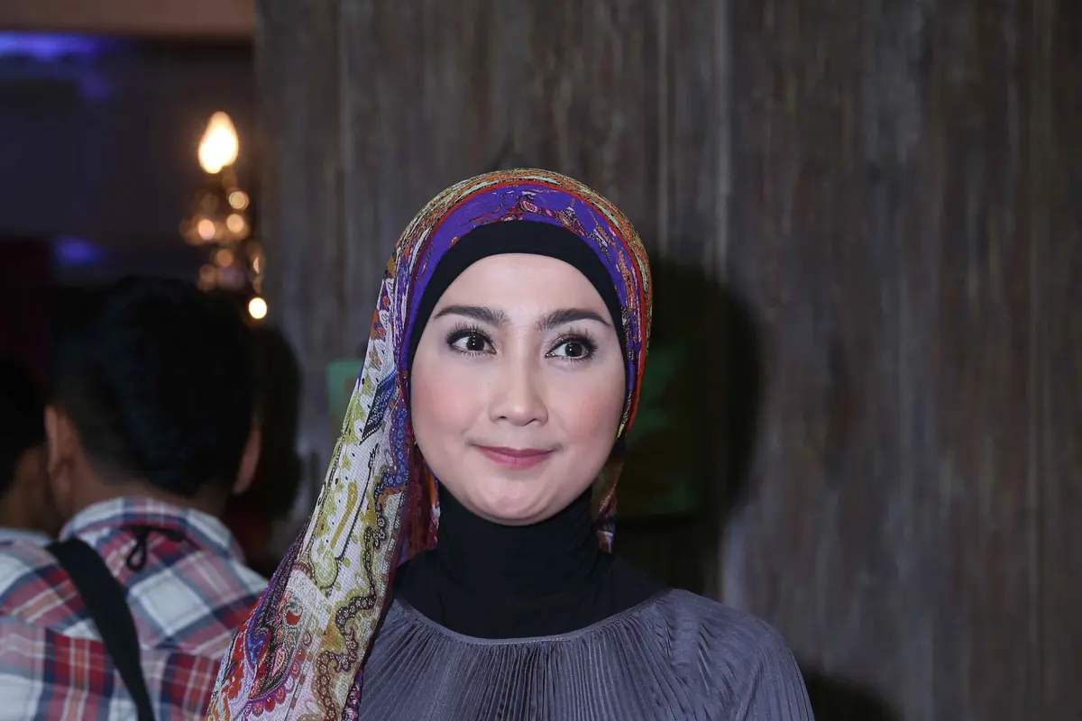 [Bintang] Desy Ratnasari
