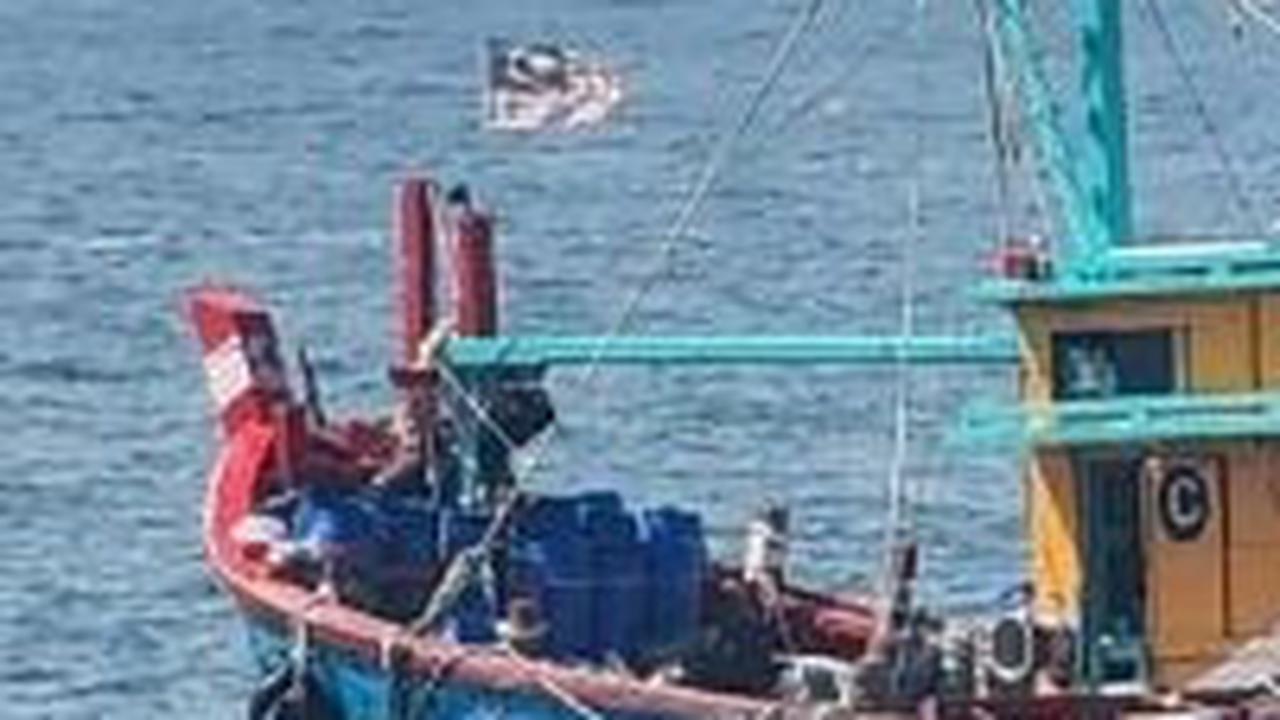 Polisi Tangkap Kapal Pencuri Ikan Berbendera Malaysia di Selat Malaka Kepri
