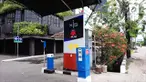 Isu ini ramai dibahas saat seorang netizen mengunggah foto plang Hotel Alexis berganti menjadi logo dan tulisan 4Play.