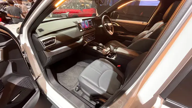 New Mitsubishi Xforce HEV Punya 4 Kelebihan Menarik, Ini Detailnya