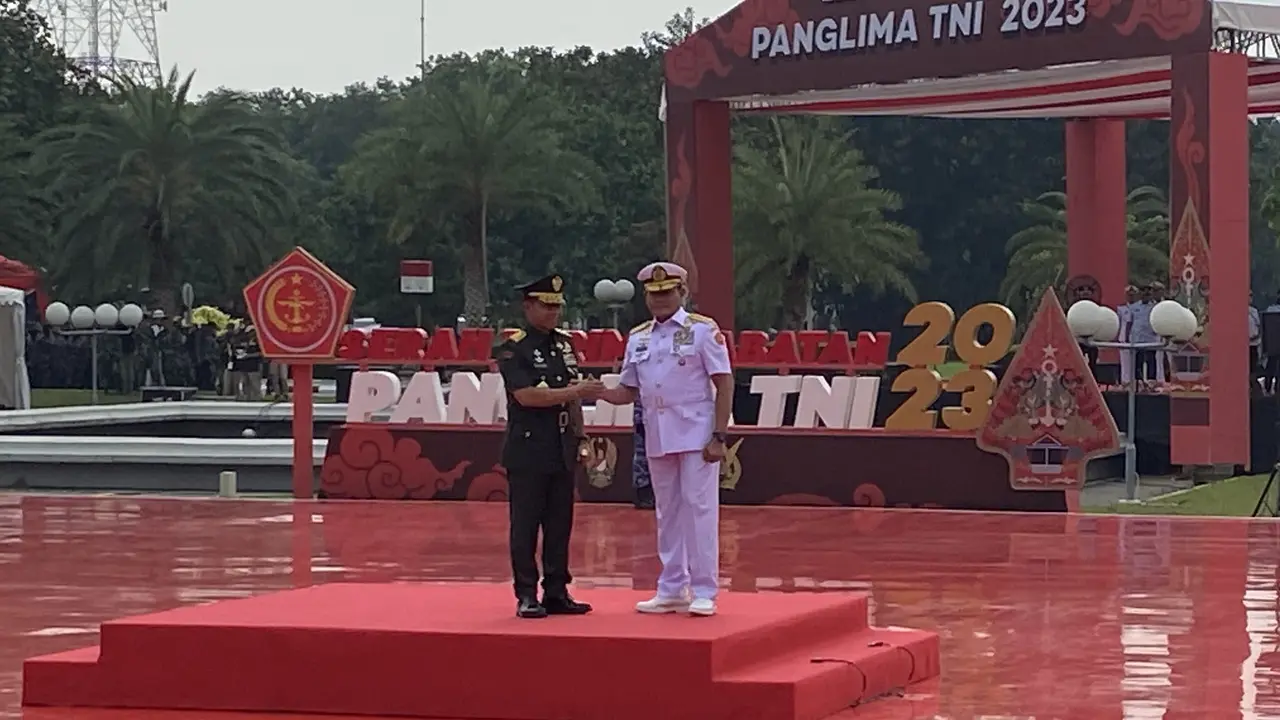 Agus Subiyanto Resmi Terima Jabatan Panglima TNI dari Yudo Margono