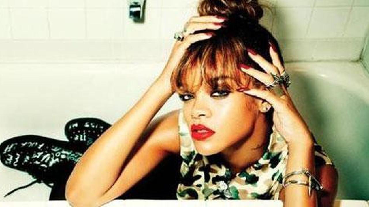 Rihanna suguhkan tarian exotic di video klip baru