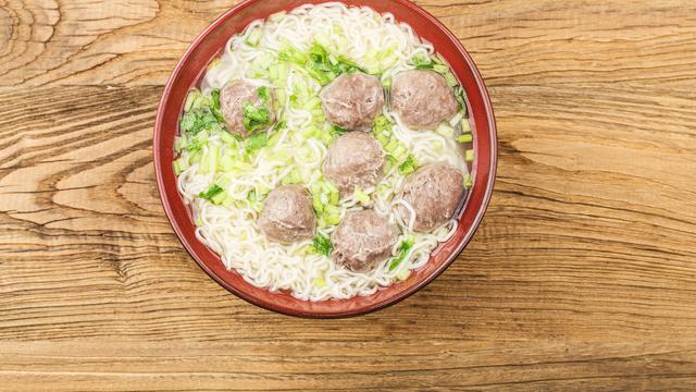 10 Cara Buat Bakso dan Kuahnya yang Enak, Sederhana, dan Lebih Praktis - Hot Liputan6.com
