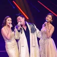 Oppa Nassar, Andin dan Elsa yang tampil membawakan lagu berjudul Tanpa Batas Waktu.