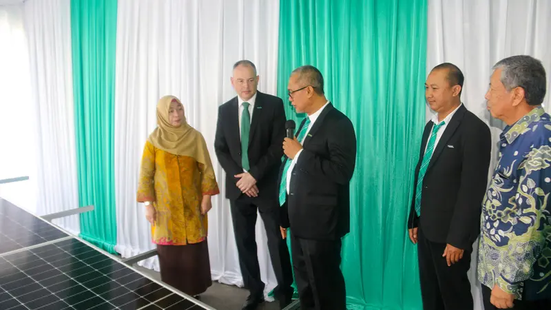 B. Braun Indonesia, perusahaan teknologi medis Jerman, meresmikan pengoperasian pembangkit listrik tenaga surya (PLTS) berkapasitas 1,2 MwP di pabrik B. Braun Indonesia di Cikampek, Karawang, Jawa Barat. (Dok B. Braun)