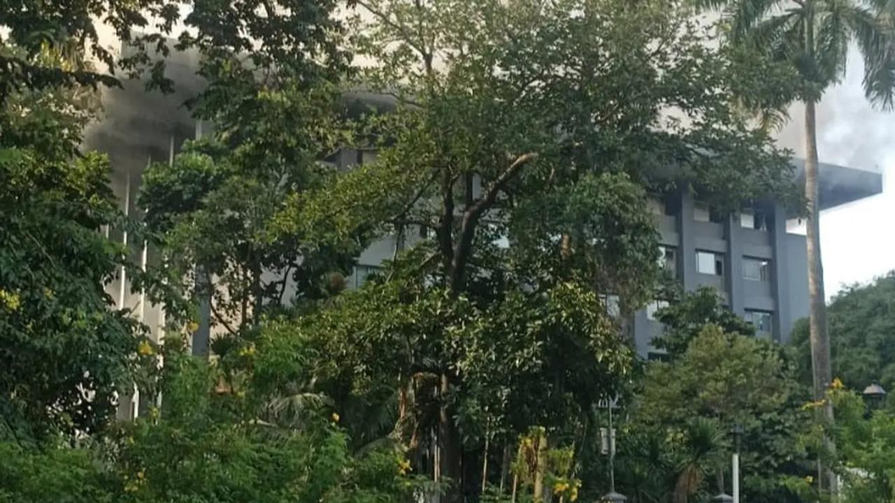 Gedung Bakamla Kebakaran, Ada Kantor Yayasan Bung Karno di Dalamnya