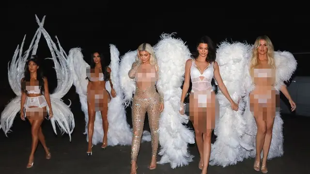 Kostum Halloween keluarga Kardashian (Instagram/ kimkardashian)