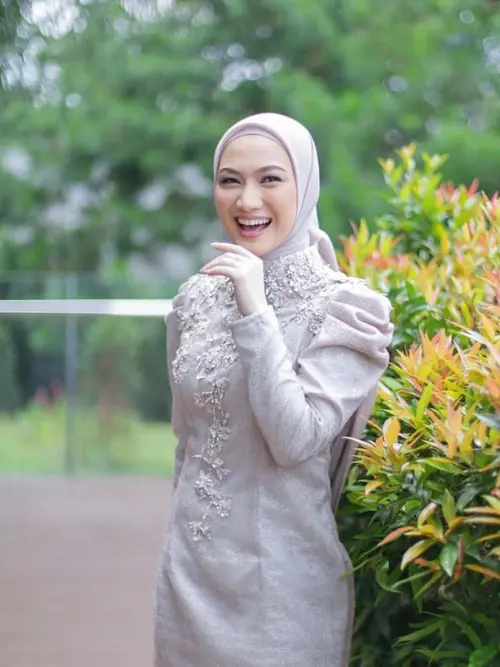 Bridesmaid dress brokat hijab shop