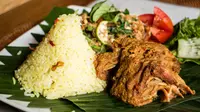Sebuah kenikmatan sempurna di Ubud Bali akan Anda rasakan bersama dengan sajian aneka menu legendaris. (Foto: Good Indonesian Food)