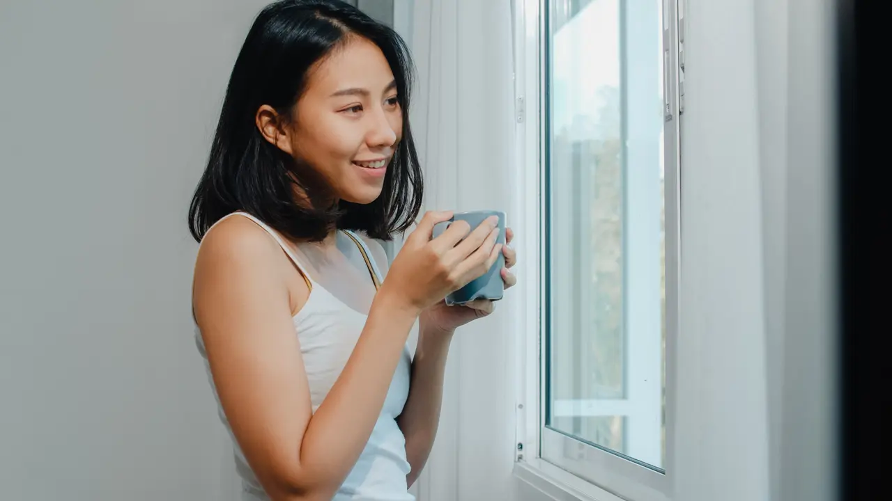 wanita oktober minggu
