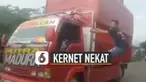 Semakin ngeri, karena truk berjalan zigzag hingga oleng.