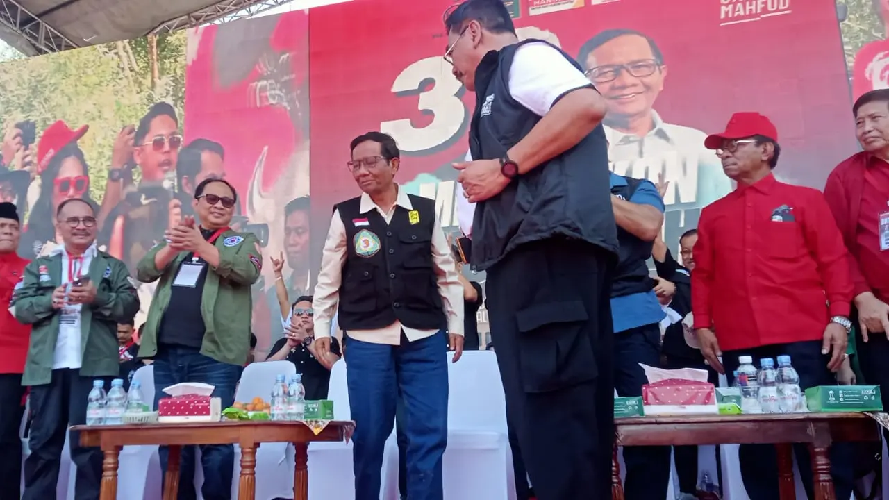 Cawapres Mahfud Md berkampanye di Batam. (Foto: Liputan6.com/Ajang Nurdin)