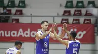 Bogor Lavani melibas Jakarta 46 dengan skor 3-0 (25-19, 25-13, 25-11) di GOR Kawah Candradimuka Padepokan Voli Jenderal Polisi Kunarto, Sentul, Bogor, Jumat (11/3/2022). (PBVSI)