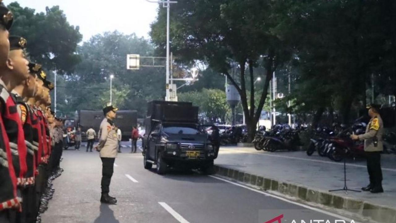 Fakta Unik: 1.587 Polisi Tanpa Senjata Amankan HUT TNI ke-80 di Monas