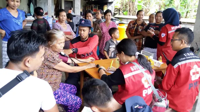 Uni Eropa Berikan Bantuan Untuk Pengungsi Gunung Agung