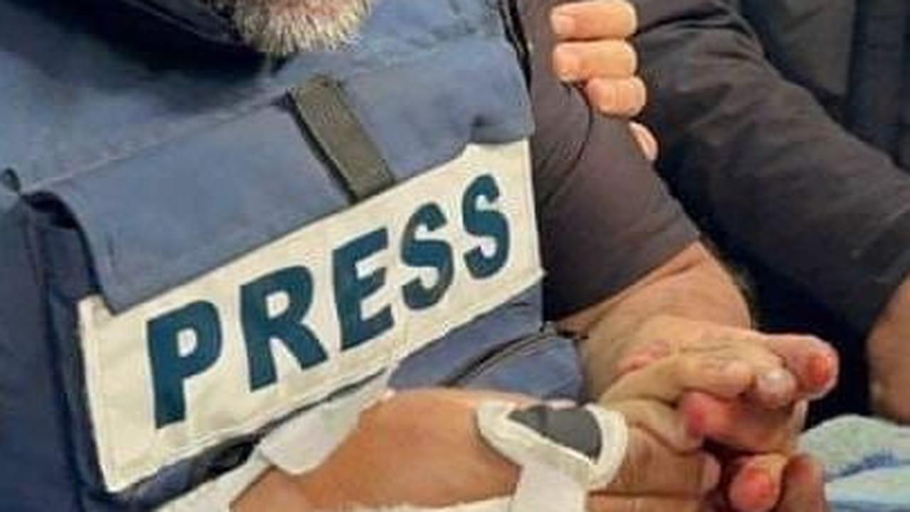 Israel Bunuh Putra Jurnalis Senior Al Jazeera, Mobilnya Jadi Target Serangan Rudal