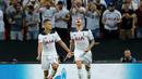 Ekspresi pemain Tottenham Hotspur, Toby Alderweireld, setelah mencetak gol ke gawang AS Monaco pada laga Liga Champions Grup E di Stadion Wembley, Kamis (15/9/2016) dini hari WIB. (Action Images via Reuters/Andrew Couldridge)