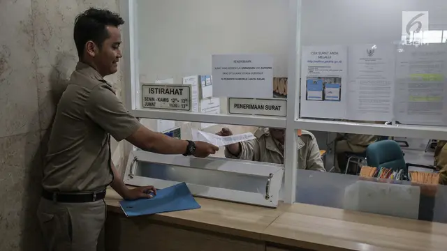 Hari Pertama Masuk, PNS DKI Jakarta Langsung Aktif Bekerja