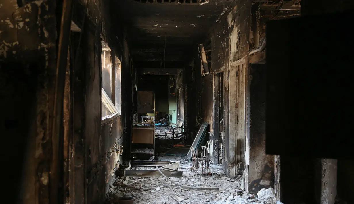 Sebuah foto menunjukkan kehancuran di unit dialisis rumah sakit Al-Shifa di Gaza yang hancur pada 3 April 2024. (Foto: AFP)