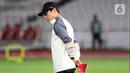 Pelatih Timnas Indonesia, Shin Tae-yong memimpin  sesi latihan resmi jelang laga FIFA Matchday
melawan Argentina di Stadion Utama Gelora Bung Karno, Jakarta, Minggu (18/6/2023).
(Liputan6.com/Helmi Fithriansyah)